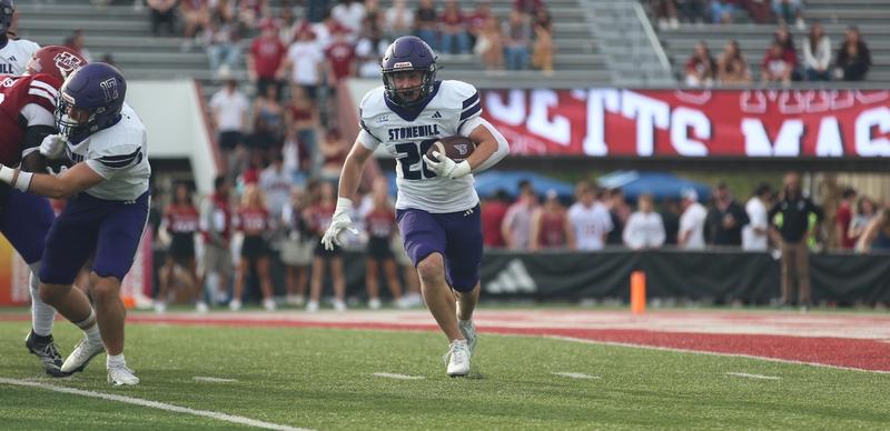 Stonehill football: Football Tripped Up at Massachusetts, 36-14