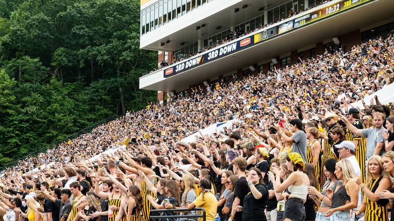 Lindenwood crowd KBS atmosphere