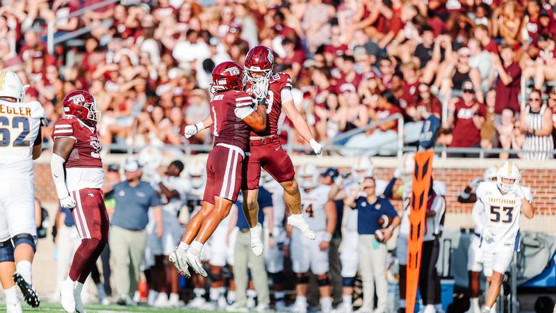 Eastern Kentucky football: Eastern Kentucky Defeats Chattanooga 22-17 in Home Opener