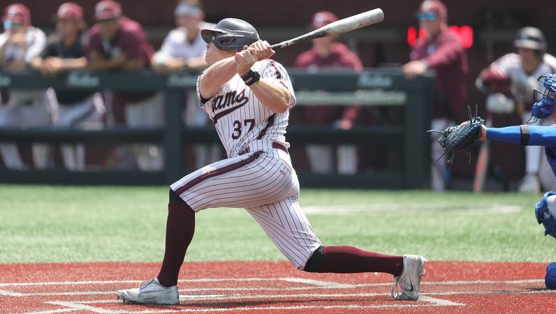 Tommy McAndrews connects on a solo home run!