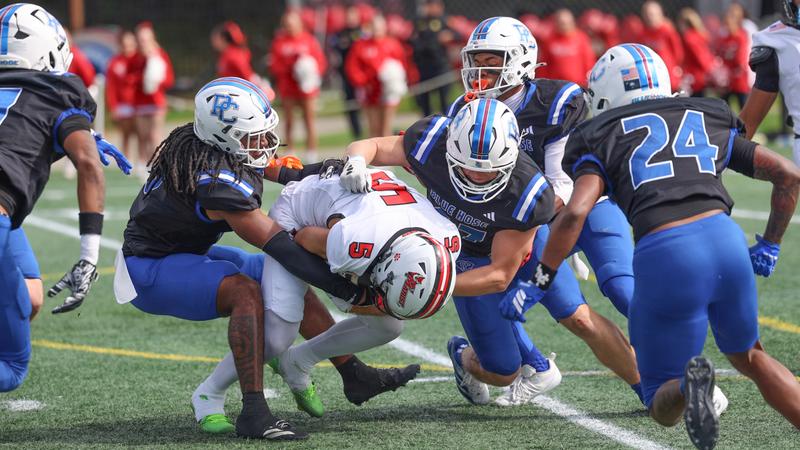Presbyterian football: Presbyterian Drops First League Meeting to Red Foxes