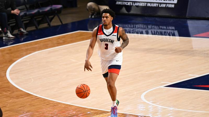 Brandon Stanback Dukes Sprint to Victory Over Marauders - Duquesne University Athletics