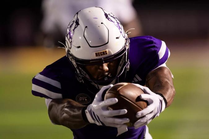 Western Illinois football: Leathernecks Dominate Morehead State in 59-2 Victory