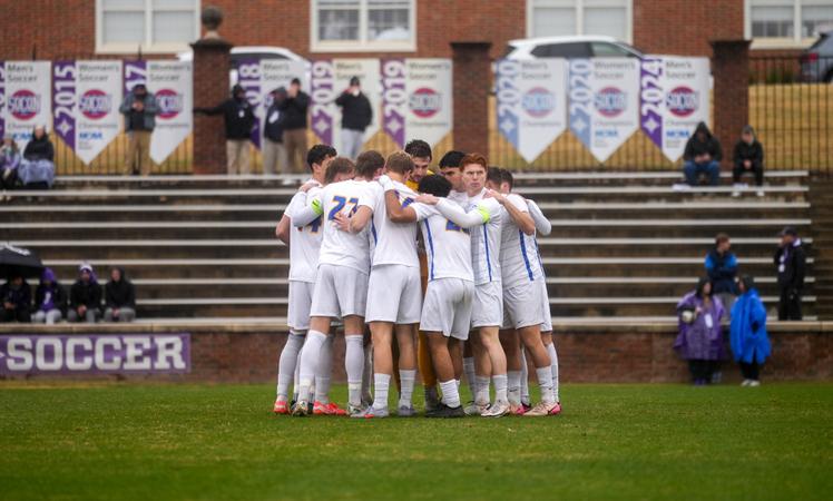 A Great Season Comes To A Close In Penalty Kicks At Furman - Hofstra University Athletics