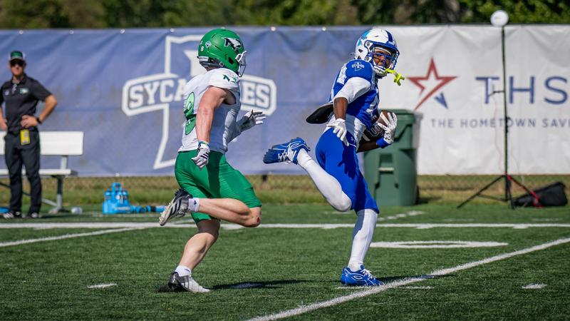 Indiana State football: Sycamores fall in MVFC opener to No. 8/7 North Dakota, 42-35