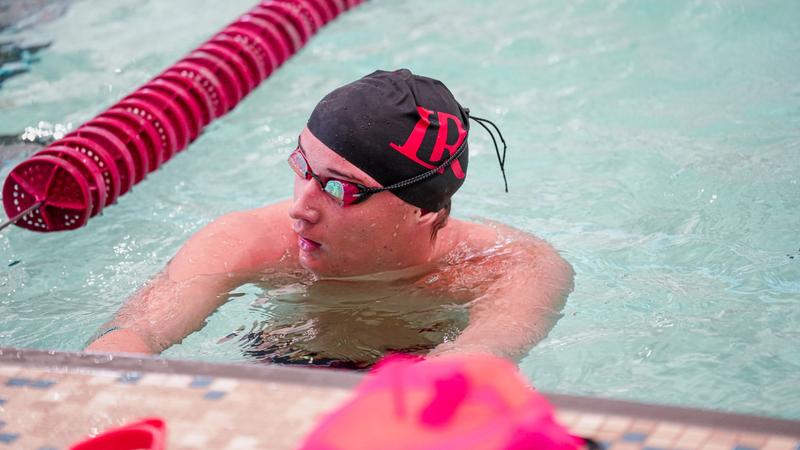 Men's and Women's swimming closes out the regular season at Carson