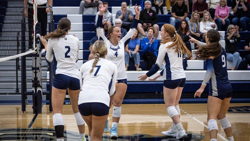 Madison buries in-state foe Western Tech in seventh straight win ...