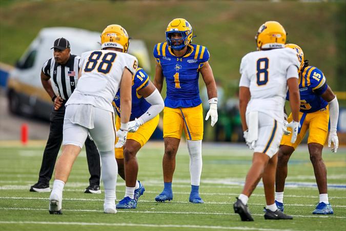 McNeese football: Barrett named SLC Defensive POW; honorable mention for national award