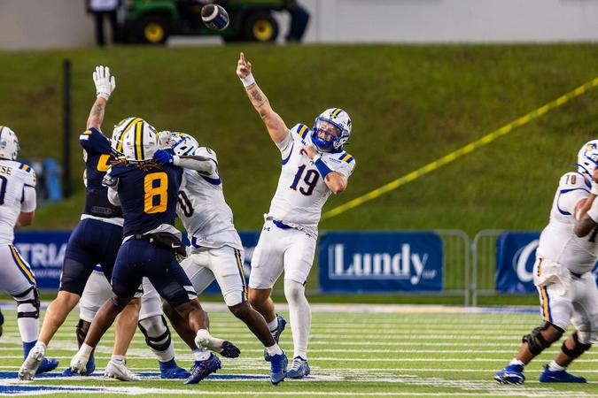 McNeese football: Devin Lippold named Southland Offensive Player of the Week