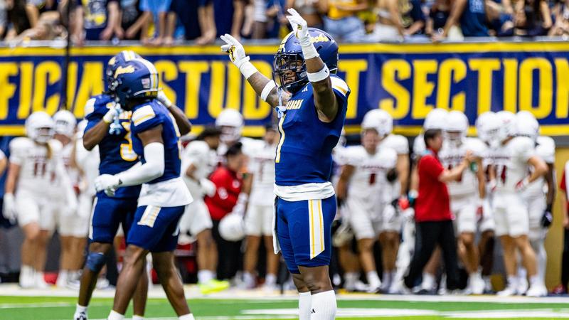 Northern Arizona football: No. 24/23 Lumberjacks Host UIW for Family Weekend, Hall of Fame Game