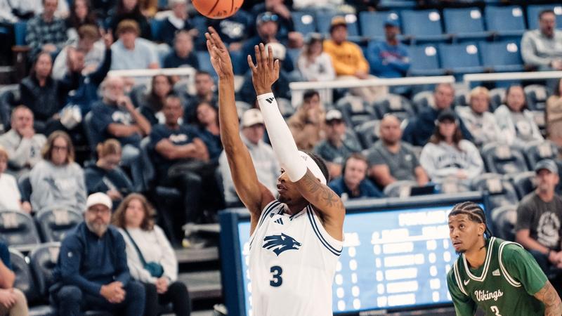 Photo: nevadawolfpack.com Elijah Price vs PSU