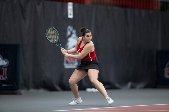 NIU Huskie Indoor Invite Set to Take Place on Friday