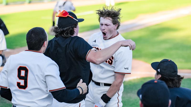 University of the Pacific β Tandy Tees Off in Tigers' Eighth Straight Home Conference Victory