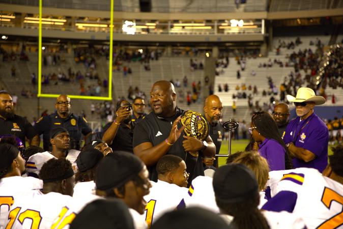 Prairie View A&M football: Panthers Rally Past Grambling, 21-14, at State Fair Classic