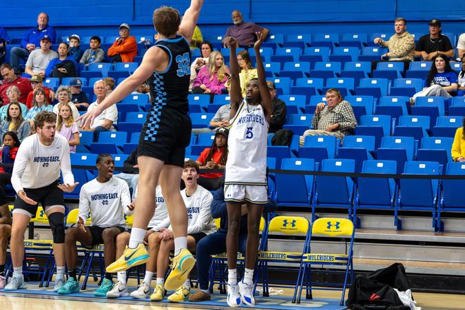 Muleriders Win Big Behind Electric Home Crowd - Southern Arkansas ...