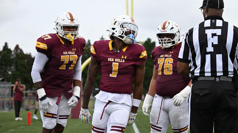 Terrell Rouse No. 5 Football roars past Montclair State - Salisbury University