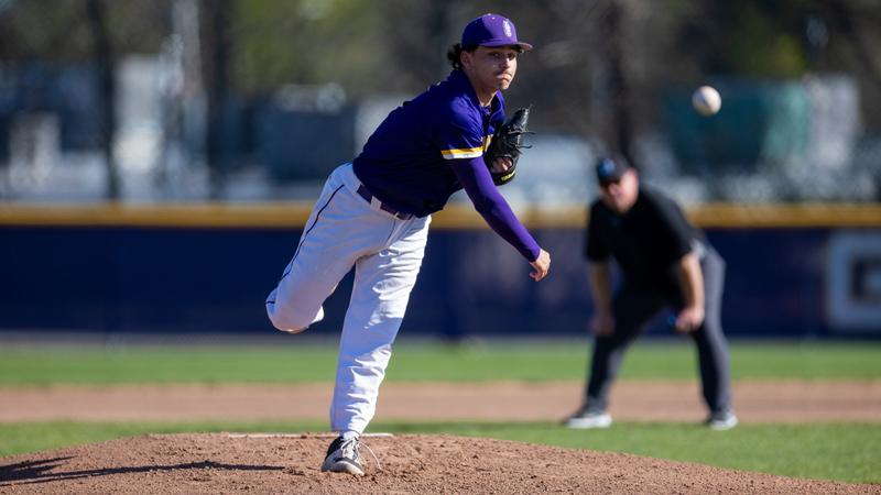 Baseball Drops Series Opener at Bryant - University at Albany Great Danes
