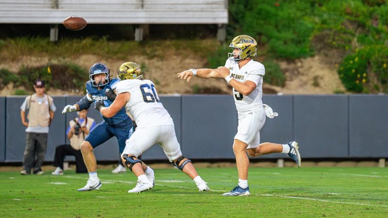 UC Davis football: Cleeland Shines In 49-17 Win At San Diego