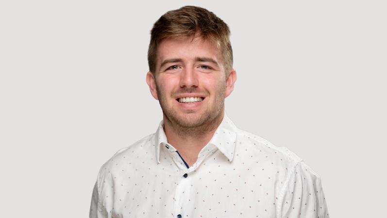 Samuel Tremblay named Outstanding Graduating International Student for the Maine Business School - University of Maine Athletics