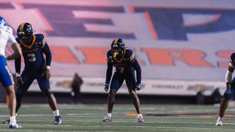 Photo: utepminers.com Kode Lowe