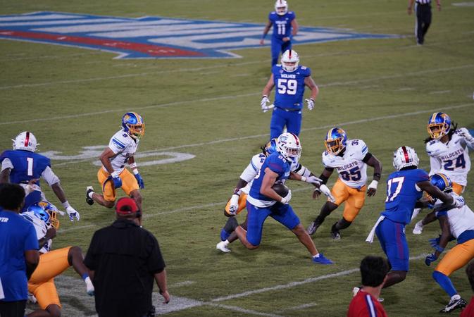West Georgia football: Football Blows Past FVSU in Non-Conference Finale - UWG Wolves | Athletic Programs