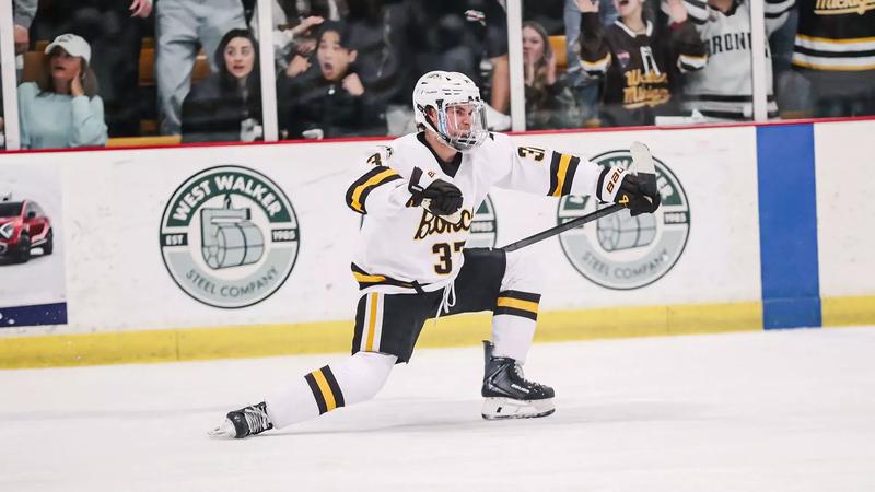 KALAMAZOO, Mich. – Defenseman Zach Bookman has signed a standard player contract with the Fort Wayne Komets, the ECHL affiliate of the Edmonton Oilers.