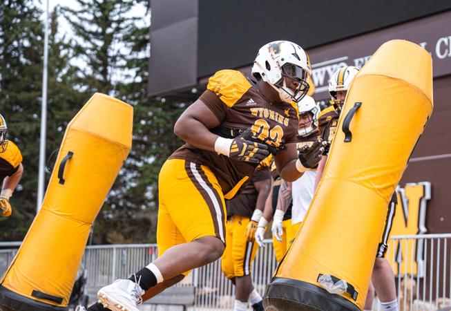 Cowboy Football Opens Final Week of Spring Practice - University of Wyoming Athletics