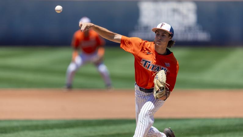 Caleb Reyes Baseball Drops Rubber Match Against Cal Poly - Cal State Fullerton
