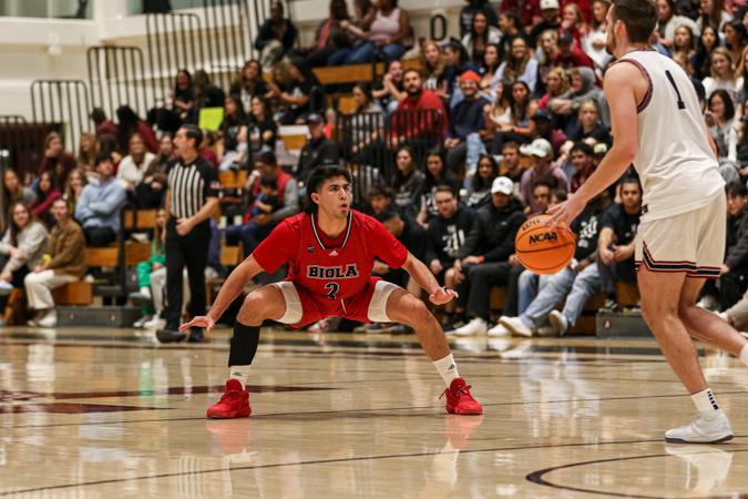 Biola Man Biola Pulls Away Late - Biola University Athletics