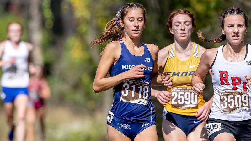 Audrey MacLean Earns Third USTFCCCA All-American Honor - Middlebury College