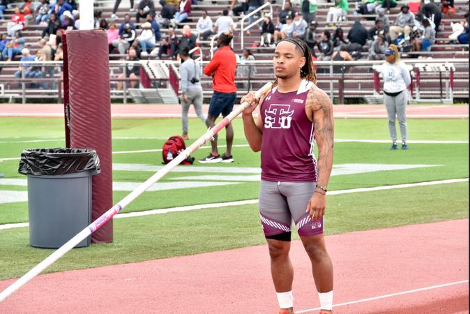 Raphael Rice Track Field Men's Track & Field Wins 4 Titles, Has Strong Showing At Rice - Texas ...