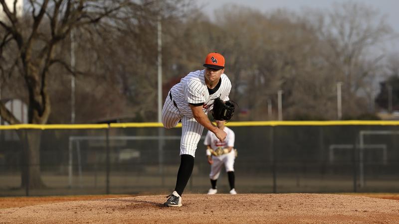 Easton Riddle Baseball Sweeps Series with 8-4 Victory Over Embry-Riddle - Auburn ...