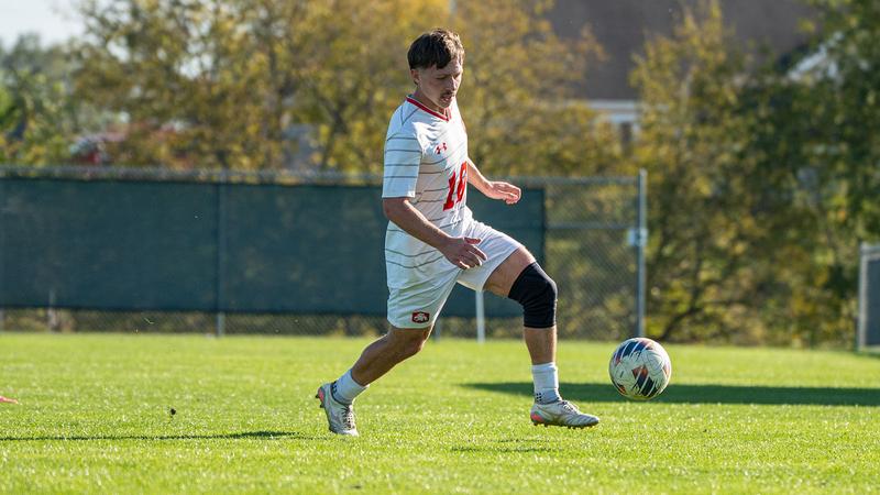 Cheer Images Quick Draw Dutch men rally for road draw against Duhawks - Central College Athletics