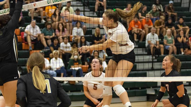 Dallas Reed Tufts #13 Tufts Sweeps UT Dallas at East*West Classic - University of Texas ...