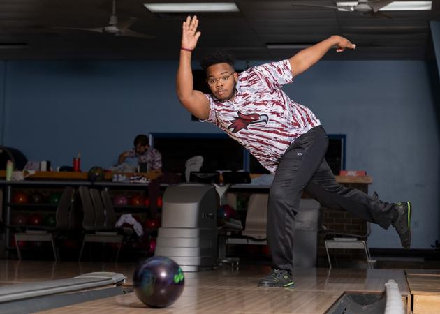 Men’s Bowling Doesn’t Improve on Day Two and Looks to Get Ready For the ...