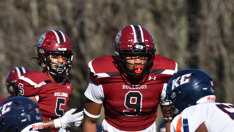 Bulldogs Fall in Season Opener To Fitchburg St., 12-0 - Dean College