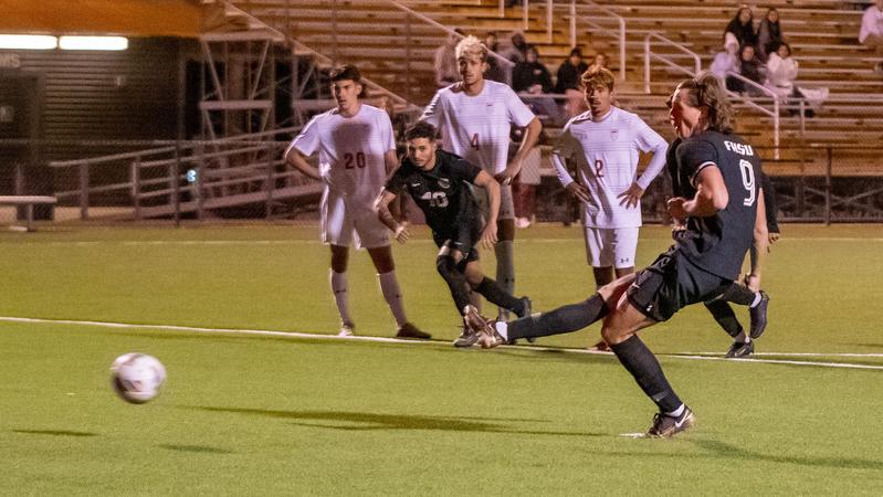 Blake Roth Fhsu Tigers Victorious on Senior Night - FHSU Athletics