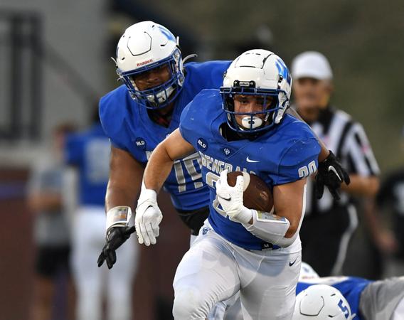 Marlin Reeves Football Dominates at Sewanee - Washington and Lee University