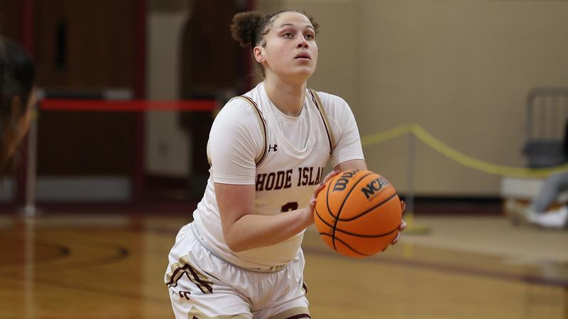 Elizabeth Booth Ribblehead Izzy Booth Named Little East Player of the Week - Rhode Island College