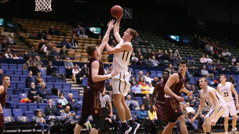 Tyler Rundle Second Half Stings Vikings at Home - Augustana University Athletics