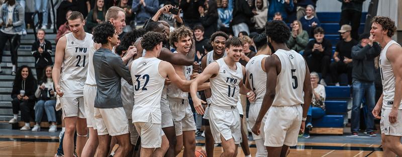SPARTANS BEAT WESTERN IN OVERTIME - Trinity Western University