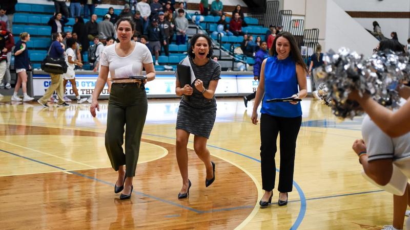 Cora Thompson Tufts Women's Basketball Named One of the 2023 Tara VanDerveer Fund for ...