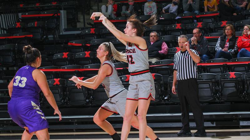 Grace Stapleton Grace can’t stop hot-shooting Trojans - Grace College Athletics
