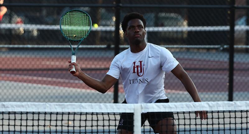 Jack Rheineck Pipers Run Past Knights 7-0 - Hamline University Athletics