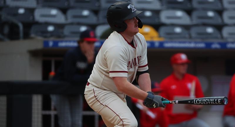Jack Rheineck Pipers Fall Short to Beavers - Hamline University Athletics