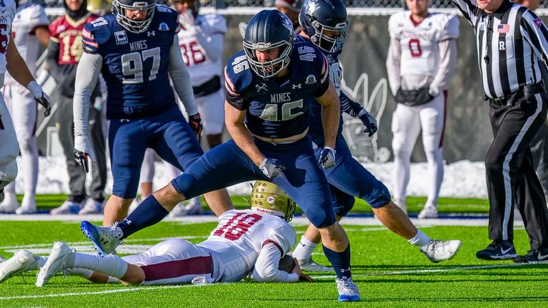 Roy Reeves Football Scholar-Athlete of the Year Reeve Leads NFFCC Academic Teams - Colorado ...