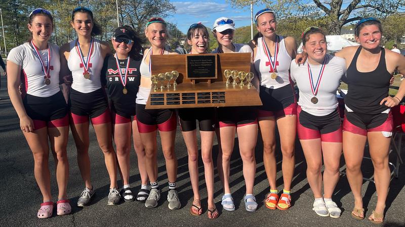 Women's Openweight Crew Claims Gold at the New England Rowing ...
