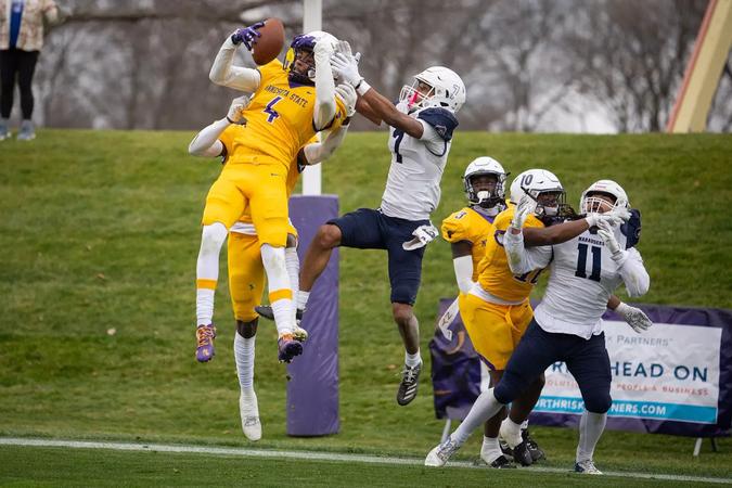 Maverick Football Holds Third Spot in NCAA Super Region Four Rankings ...