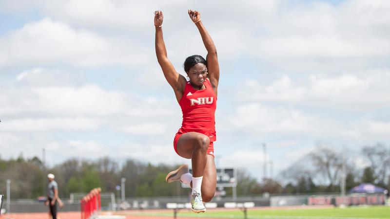 Ruby Mahuika Huskies Wrap Competition at Michael Johnson Invitational - NIU Athletics