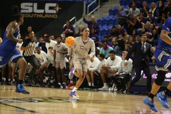 Sharp named finalist for Lou Henson Player of the Year Award ...